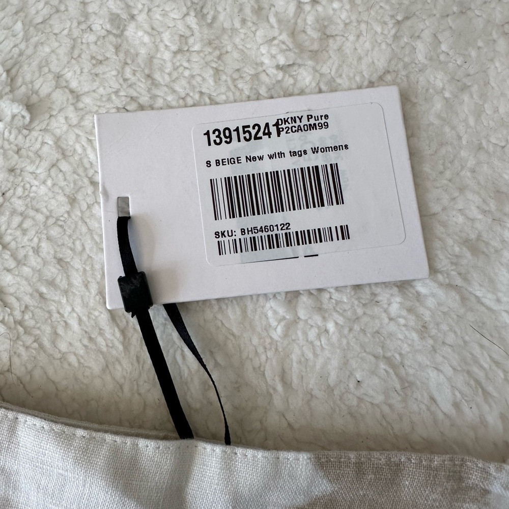 DKNY Pure size sm boxy tank NWT - Picture 4 of 4